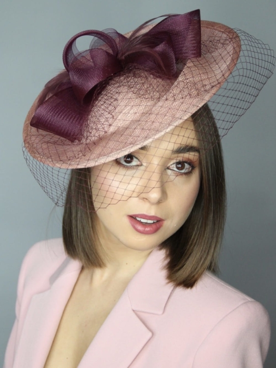 Kapelusz-damski-elegancki-koktajlowy-łososiowy-brązowy (9).jpg