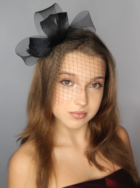 Fascynator-czarny-elegancki-na opasce-wieczorowy (19).JPG