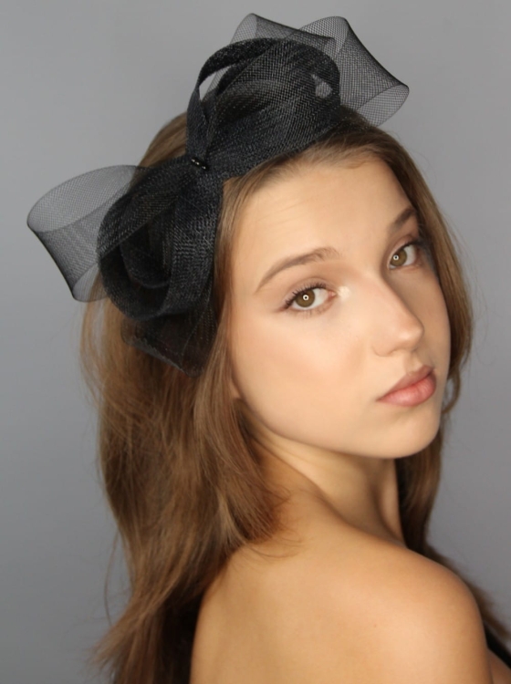 Fascynator-czarny-elegancki-na opasce-wieczorowy (2).JPG