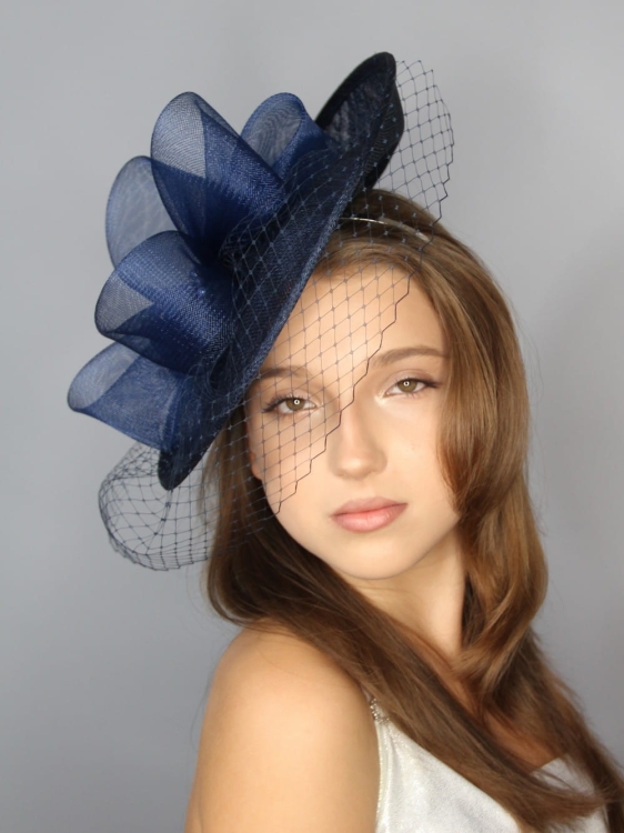 Kapelusz-koktajlowy-na-opasce-elegancki-kapelusz (12).JPG