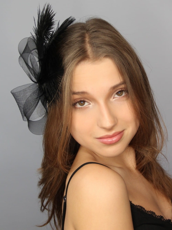 Fascynator-spinka-piora-wieczorowa-karnawalowa-elegancka-czarna-catsby (4).JPG