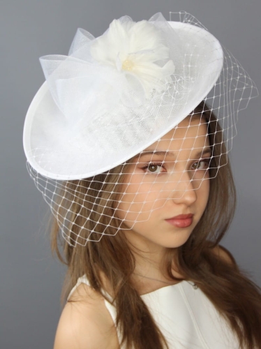 Kapelusz-biały-koktajlowy-naślub-wesele-fascynator (4).JPG
