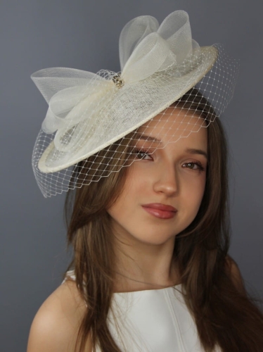 Kapelusz-ivory-śmietankowy-koktajlowy-na-ślub-wesele (4).JPG